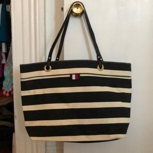 Tommy Hilfiger tote, brand new!